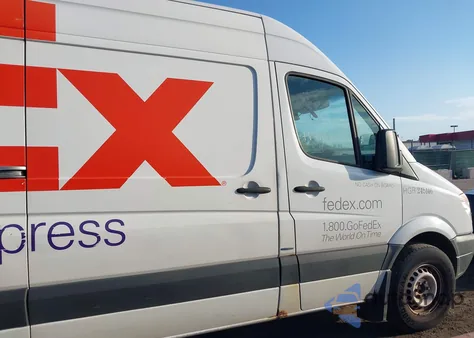 2011 Mercedes-Benz Sprinter 2500 High Roof z USA, uszkodzony, nr VIN WD3PE8CB8B5603032